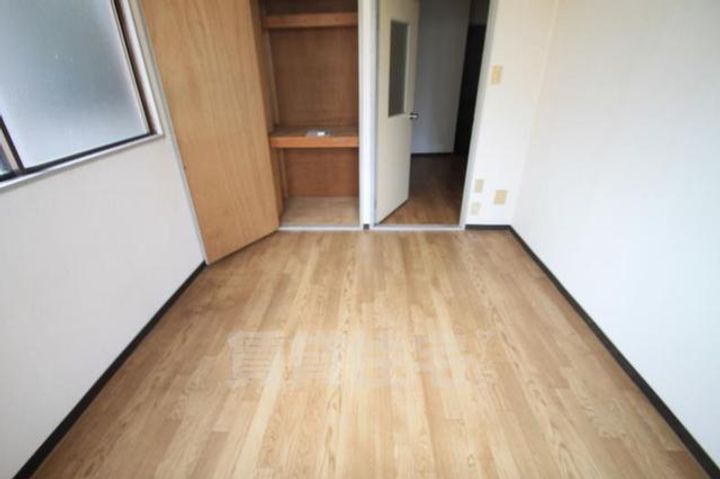 井上マンションの寝室