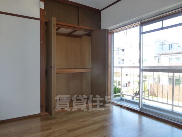 山本マンションの内装