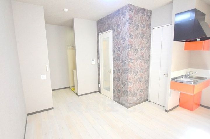 新栄プロパティー沢田の居間