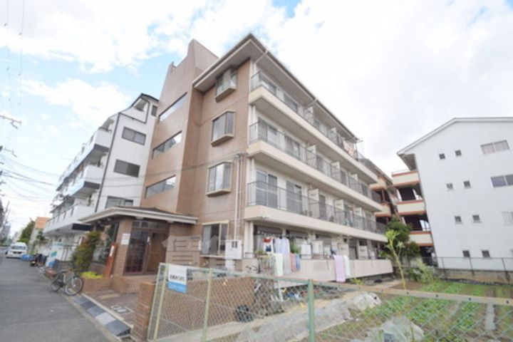 ニューコーポ芝305の外観