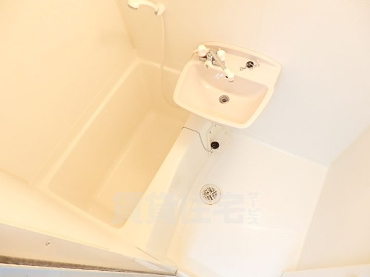 滋賀県草津市野路東4丁目の賃貸マンションの風呂