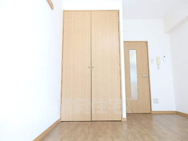 滋賀県草津市野路東4丁目の賃貸マンションの内装