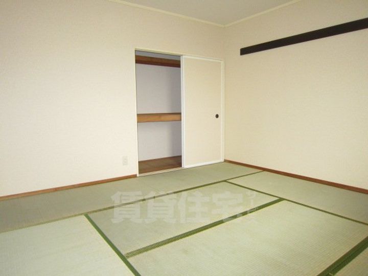 大阪府堺市中区小阪の賃貸アパートの居間