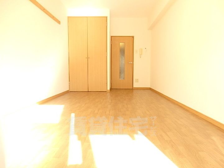 滋賀県草津市野路東4丁目の賃貸マンションの子供部屋