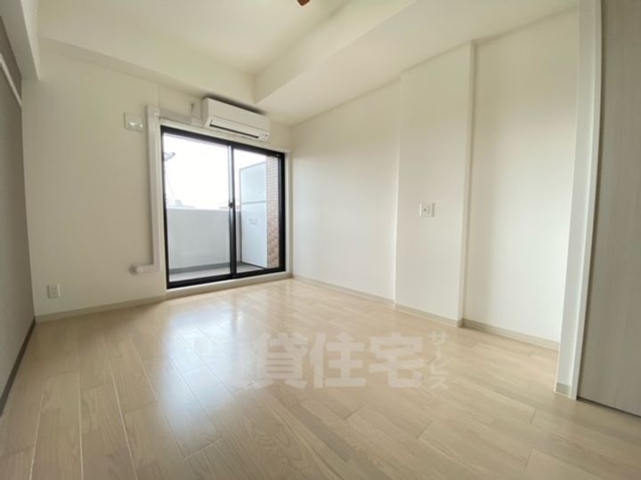 大阪府大阪市住吉区山之内1丁目の賃貸マンションの居間