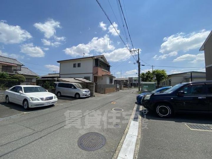 ラ・エスタシオンⅠ A棟の周辺