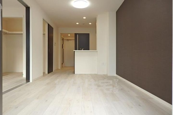 大阪府堺市美原区真福寺の賃貸マンションの居間