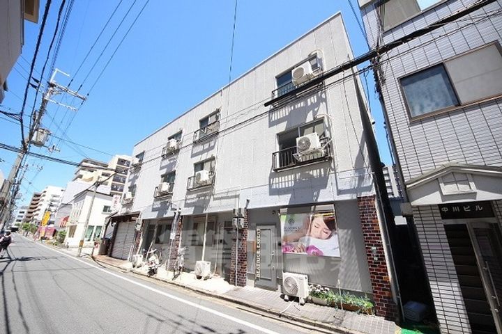 アメニティ新大宮の外観