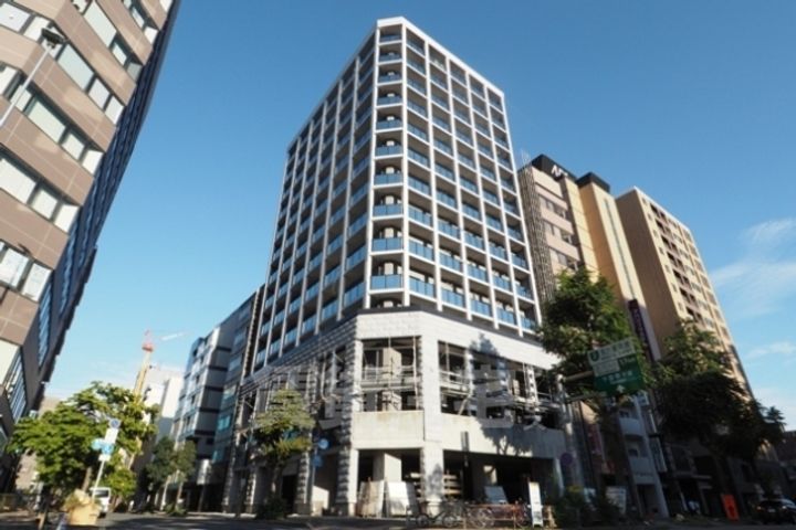 セイワパレス丸の内駅前の外観