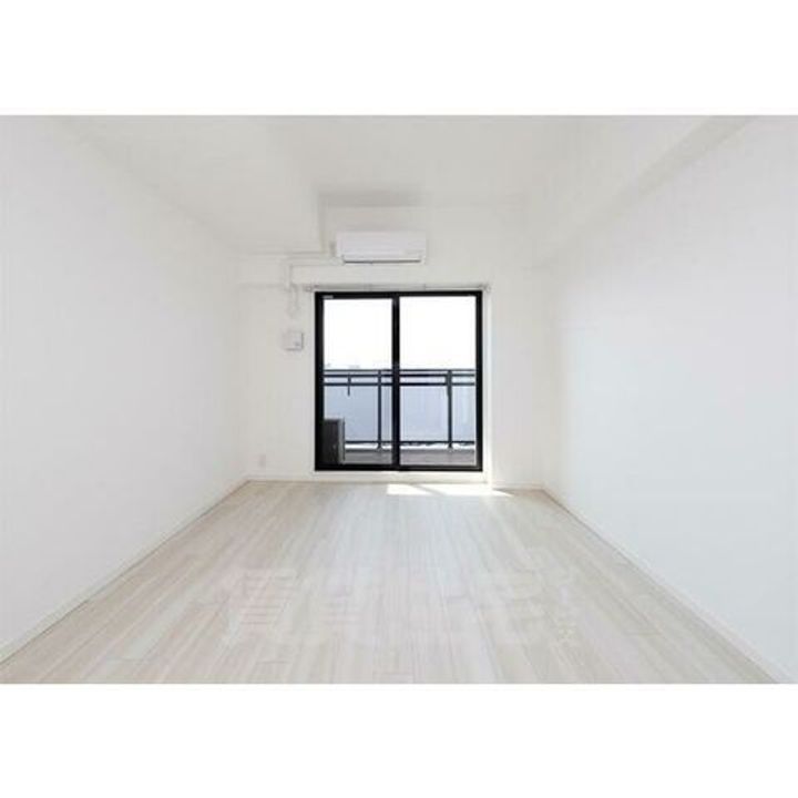 大阪府堺市北区東雲東町1丁の賃貸マンションの居間