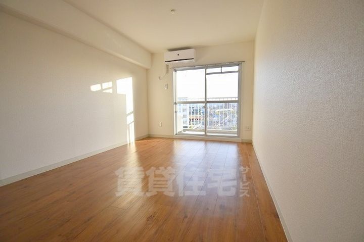 サンクリエート草津の寝室