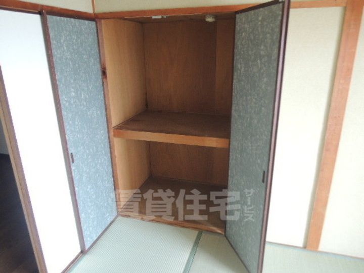 マンション信濃の内装