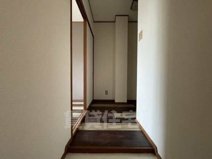 照ヶ丘グリーンハイツの玄関