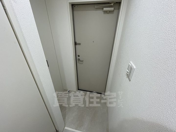 ピレーネ東本町の玄関