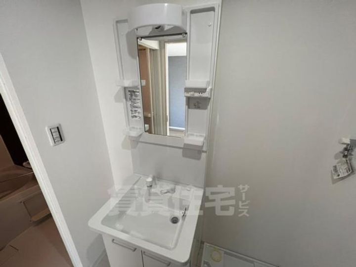 大阪府豊中市本町3丁目の賃貸マンションの内装