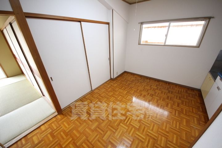 ハイツ小嶋の居間