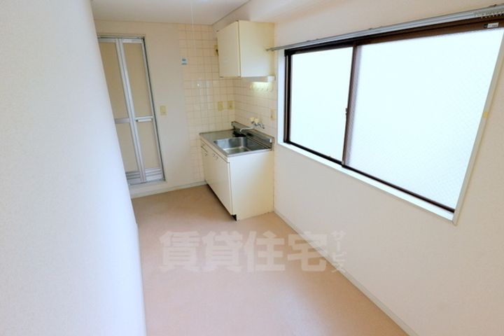 シャイニング桃山の内装