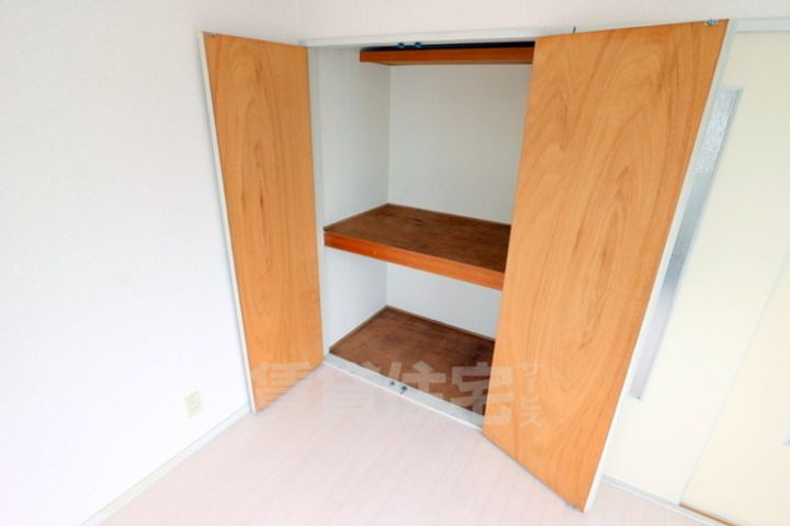 シャイニング桃山の内装