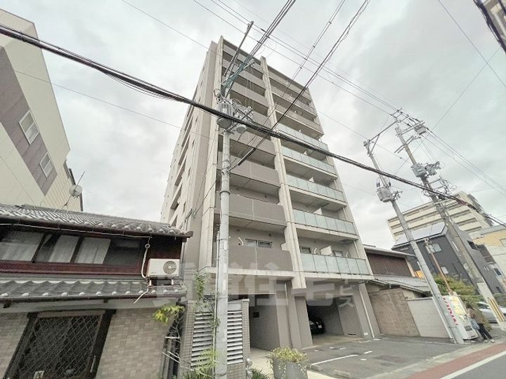 滋賀県大津市中央4丁目の賃貸マンションの外観