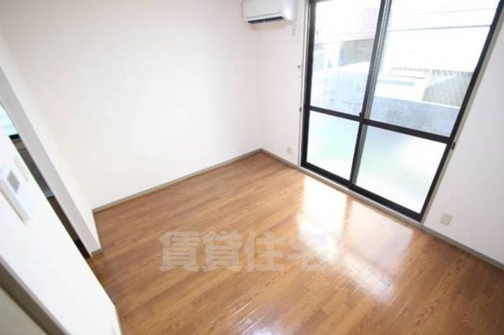 大久保ハイツの居間