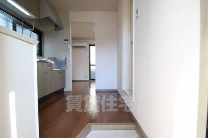 大久保ハイツの玄関