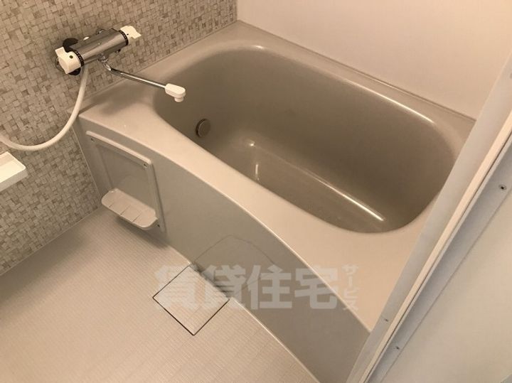 愛知県名古屋市瑞穂区内浜町の賃貸アパートの風呂