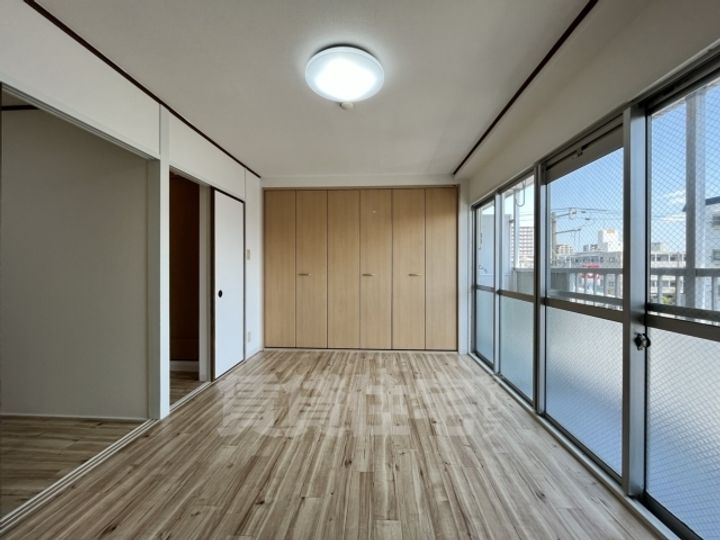 一栄ハイツの寝室