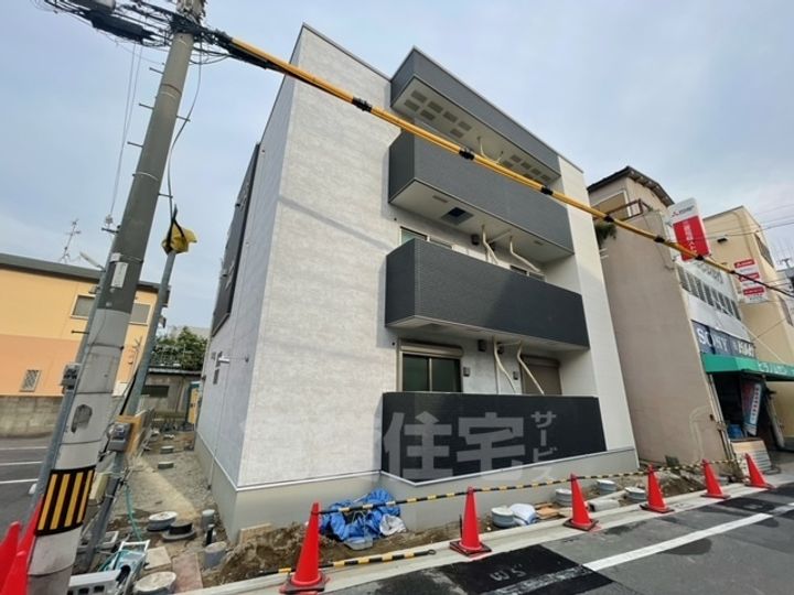 大阪府堺市西区浜寺諏訪森町中2丁の賃貸アパートの外観