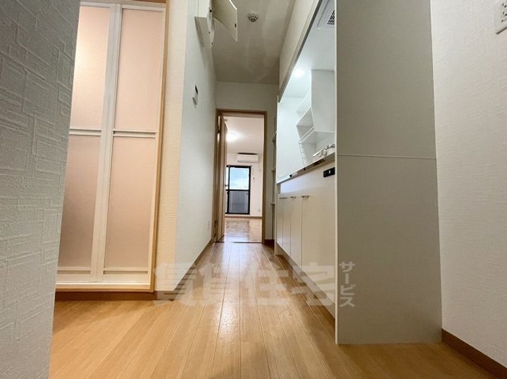 愛知県名古屋市瑞穂区雁道町2丁目の賃貸マンションの内装