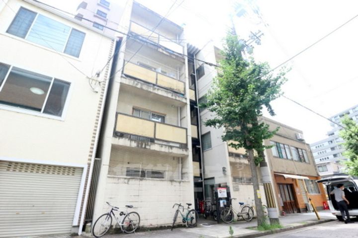 高瀬川マンションの外観