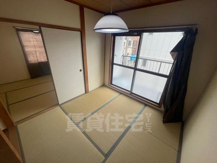 緑町ウエダハイツの居間