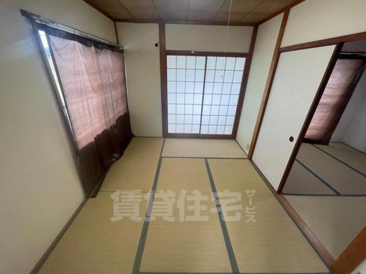 緑町ウエダハイツの居間
