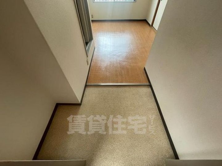緑町ウエダハイツの玄関