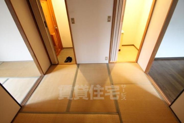 香里北ハイツの寝室