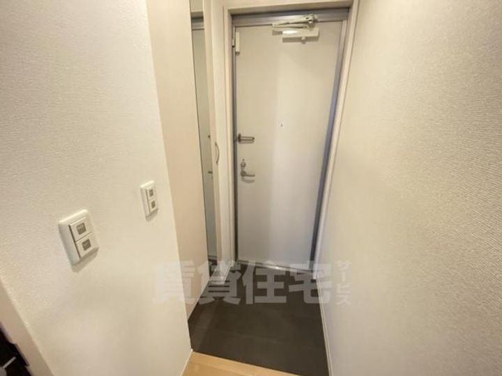 プラージュ武庫川B棟の玄関