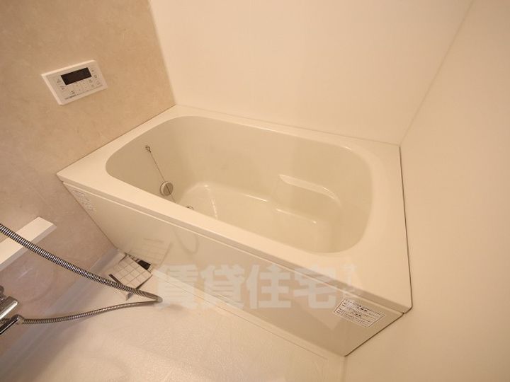 大阪府東大阪市西石切町3丁目の賃貸アパートの風呂