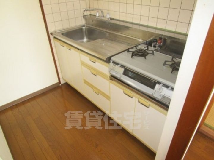 アーバン藤里のキッチン