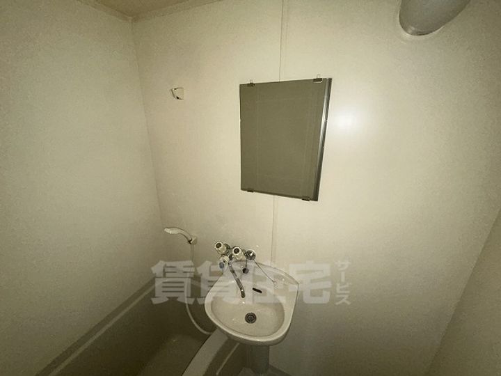 岡文ビルの内装