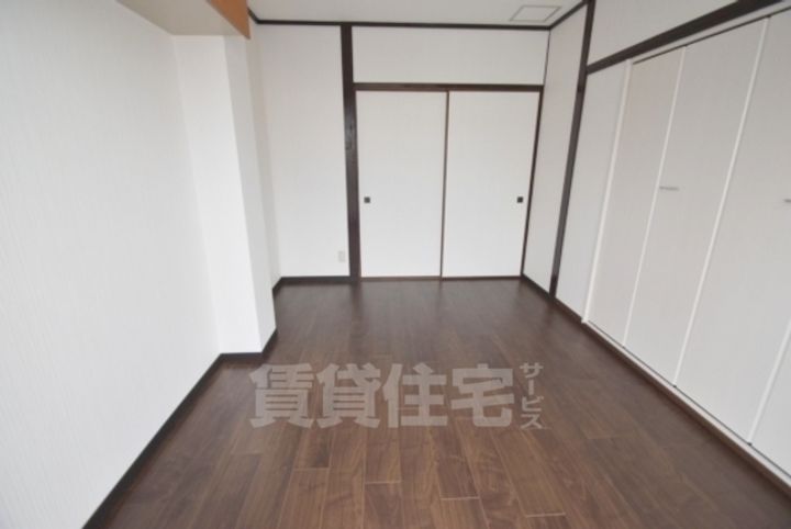 ウエムラビル5Aの居間