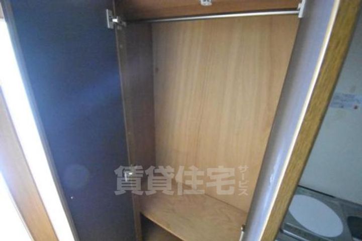 大阪府堺市北区新金岡町5丁の賃貸マンションの内装