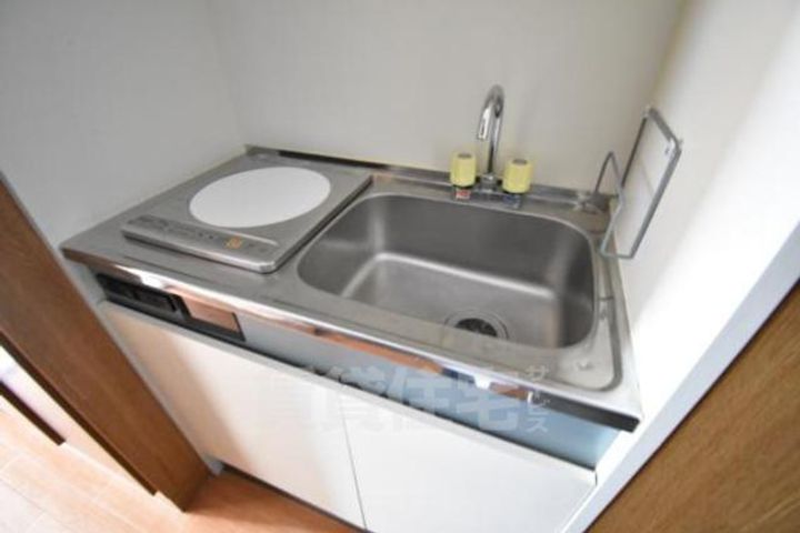 大阪府堺市北区新金岡町5丁の賃貸マンションのキッチン