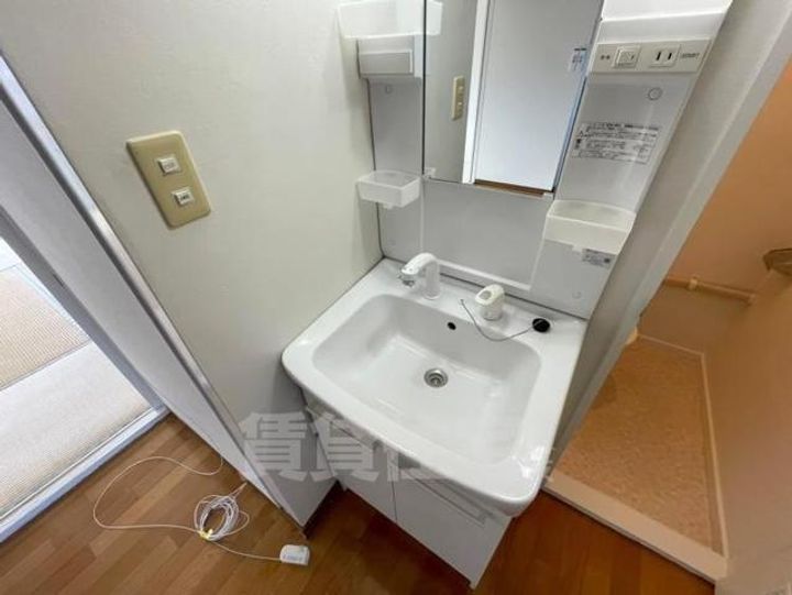 大阪府豊中市浜2丁目の賃貸マンションの内装