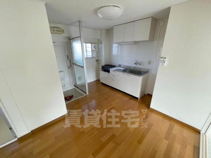 大阪府豊中市浜2丁目の賃貸マンションの居間
