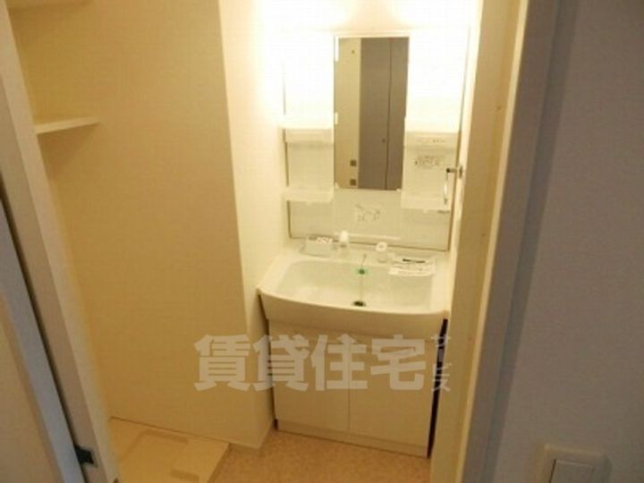 福岡県福岡市博多区吉塚6丁目の賃貸マンションの内装