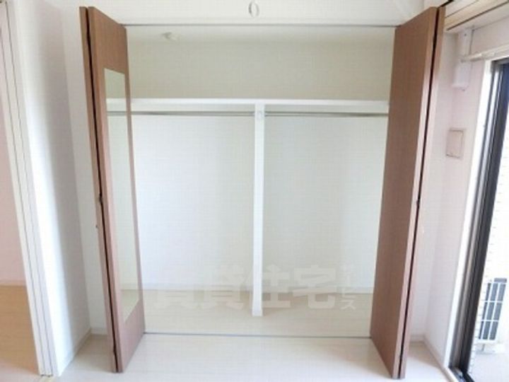 福岡県福岡市博多区吉塚6丁目の賃貸マンションの内装