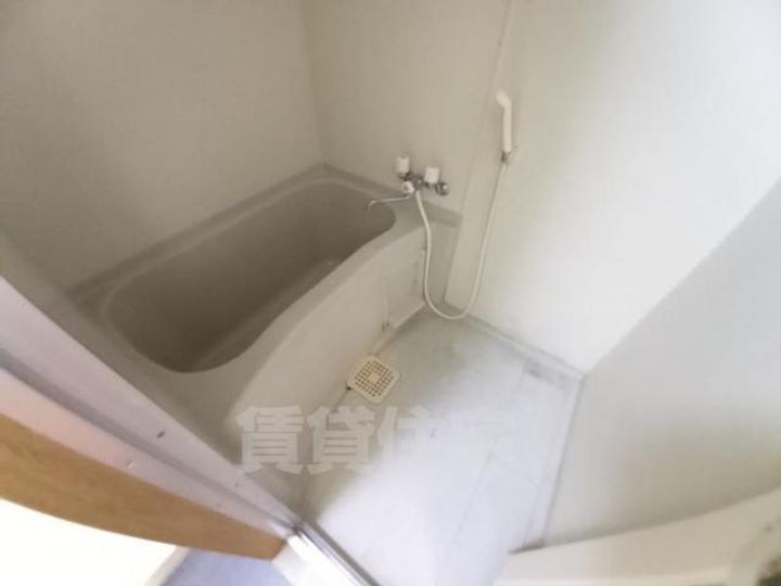 大阪府豊中市長興寺南3丁目の賃貸マンションの風呂