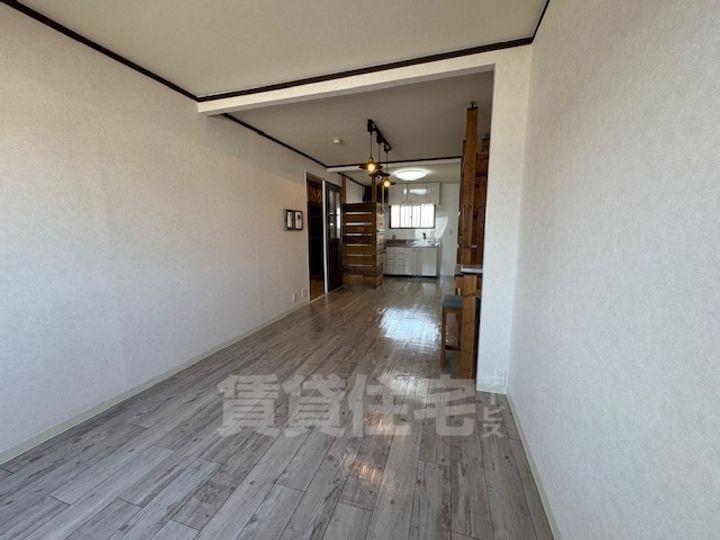 メゾン・ド・タカの居間