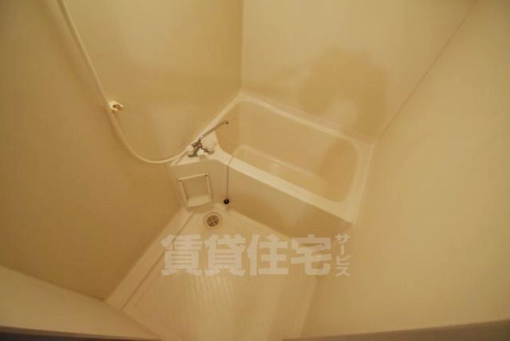 大阪府茨木市駅前1丁目の賃貸マンションの風呂
