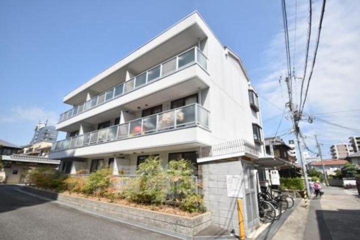 大阪府茨木市駅前1丁目の賃貸マンションの外観