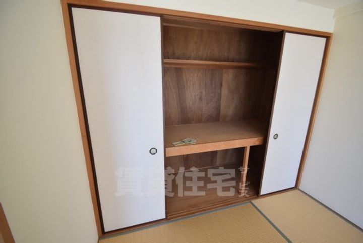 大阪府茨木市駅前1丁目の賃貸マンションの内装